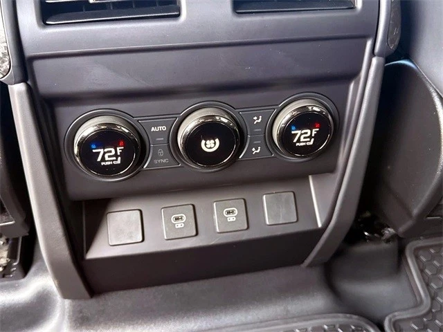 2025 Land Rover Defender L663 - Image 14 of 21
