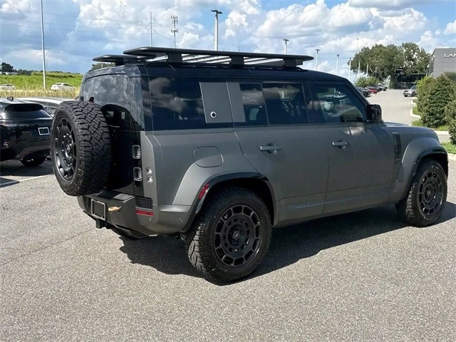 2025 Land Rover Defender L663 - Image 6 of 21