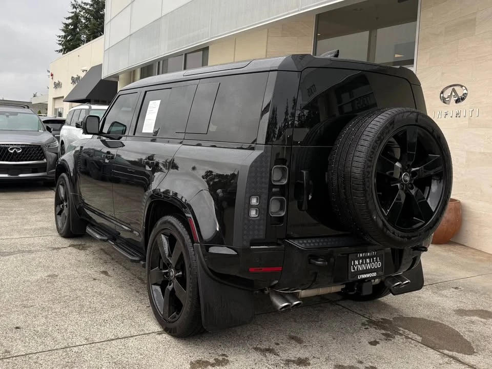 2025 Land Rover Defender V8 - Image 3 of 10
