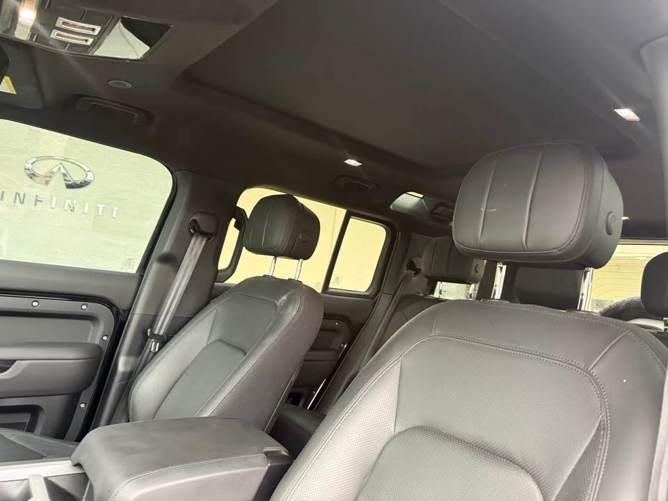 2025 Land Rover Defender V8 - Image 9 of 10
