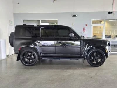 2025 Land Rover Defender V8 - Image 4 of 20