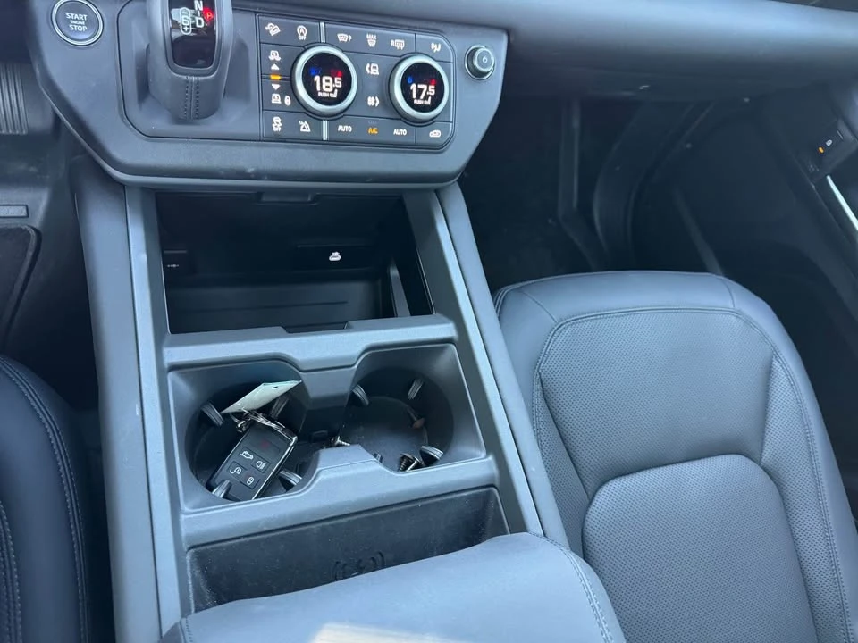 2025 Land Rover Defender L663 - Image 13 of 20