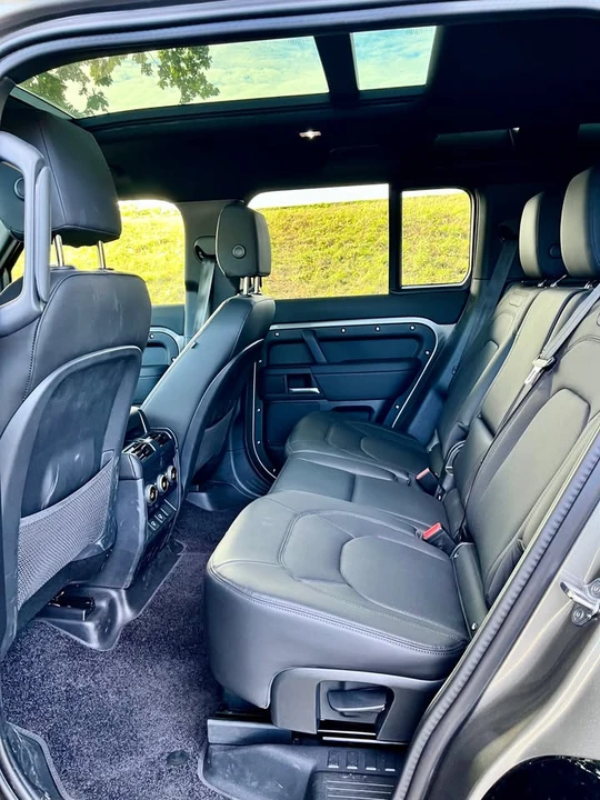 2025 Land Rover Defender L663 - Image 15 of 20