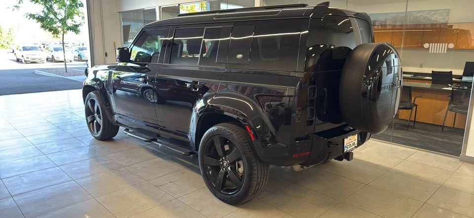 2025 Land Rover Defender L663 - Image 6 of 19