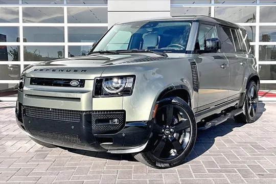2025 Land Rover Defender 110 X-Dynamic SE 5.0L Supercharged V8