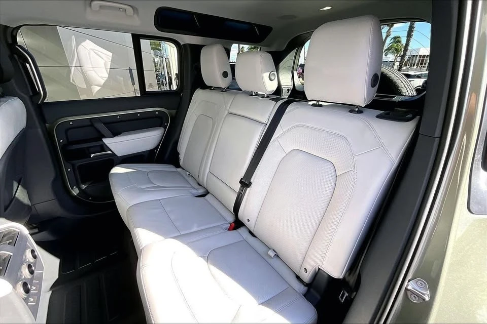 2025 Land Rover Defender L663 - Image 13 of 15