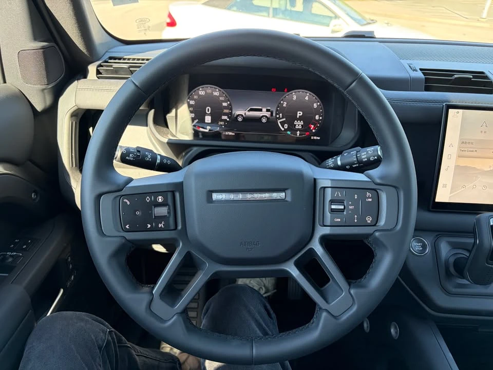 2025 Land Rover Defender L663 - Image 11 of 20