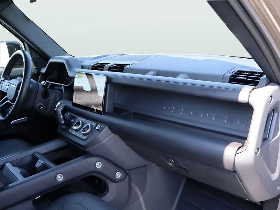 2025 Land Rover Defender L663 - Image 9 of 20