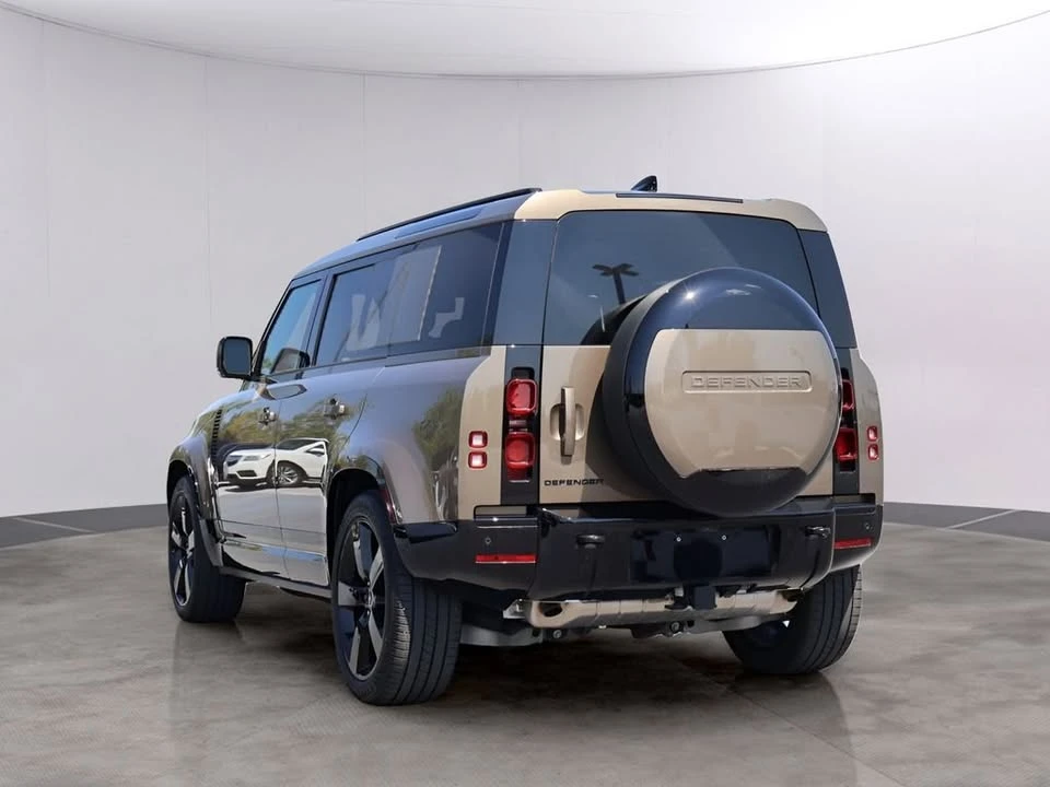 2025 Land Rover Defender L663 - Image 5 of 20