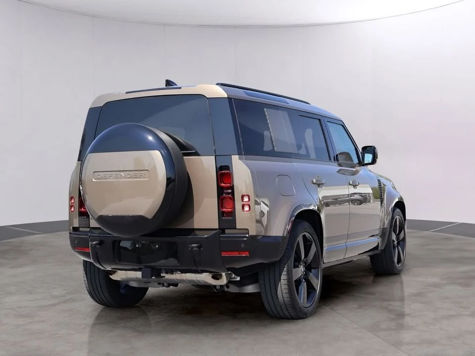2025 Land Rover Defender L663 - Image 7 of 20