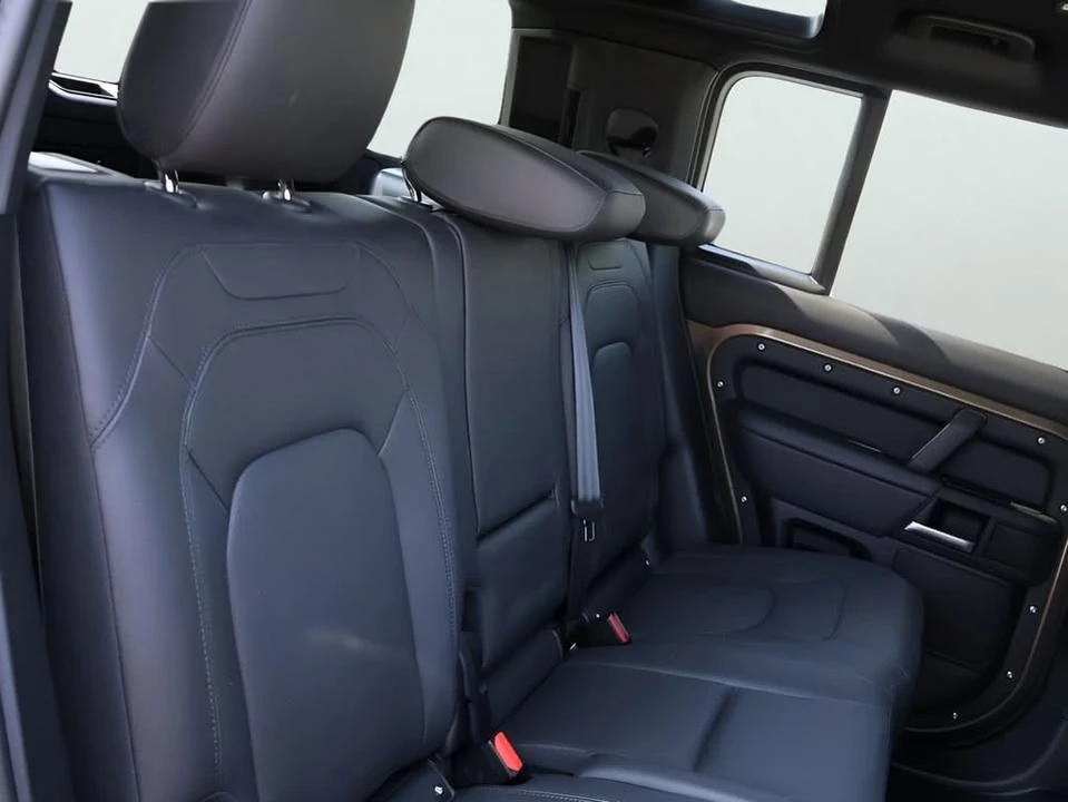 2025 Land Rover Defender L663 - Image 12 of 20