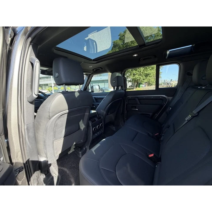 2025 Land Rover Defender L663 - Image 7 of 15