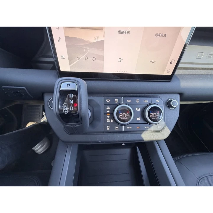 2025 Land Rover Defender L663 - Image 12 of 15