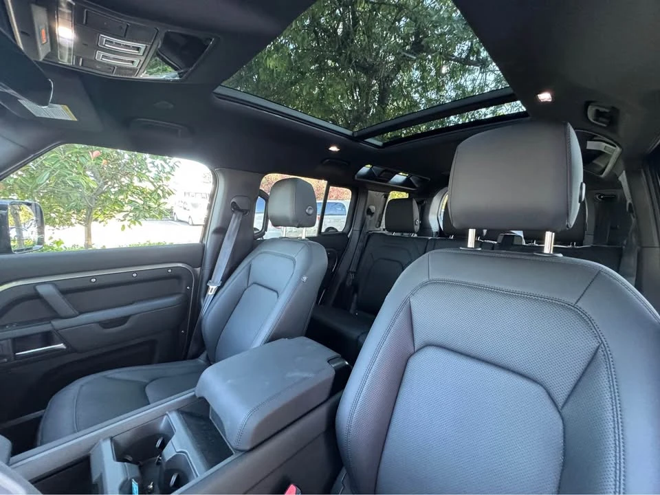 2025 Land Rover Defender L663 - Image 17 of 20