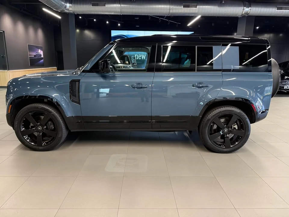 2025 Land Rover Defender L663 - Image 2 of 14