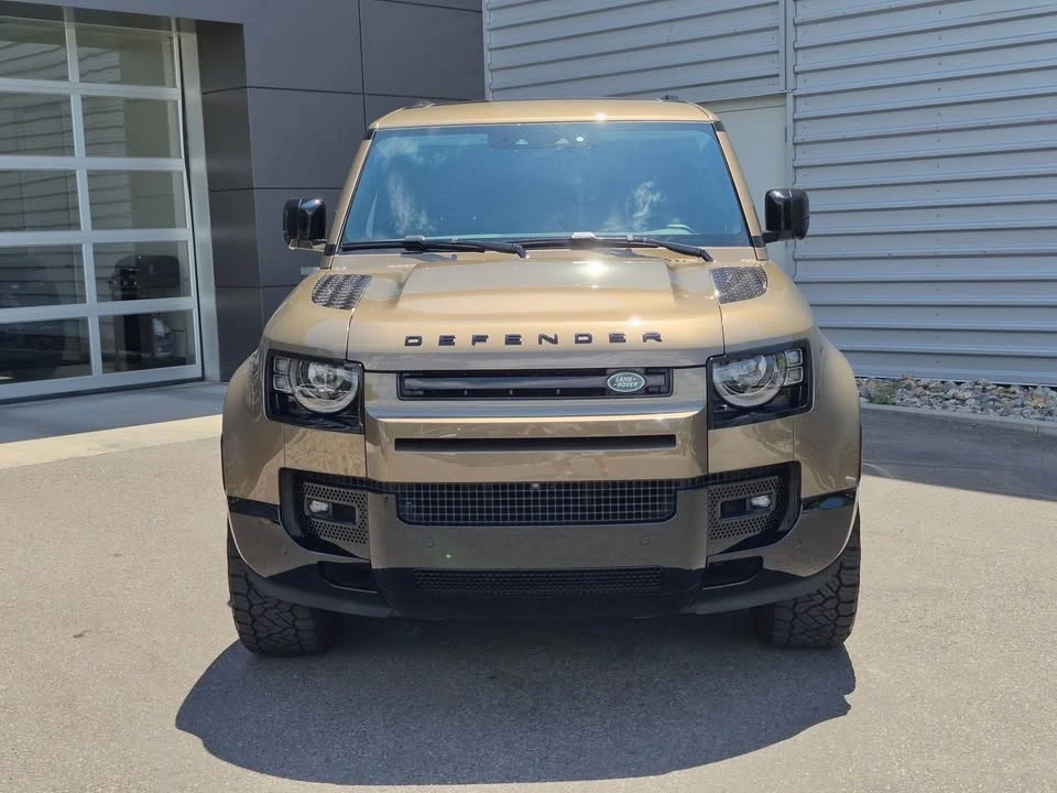 2025 Land Rover Defender L663 - Image 8 of 17