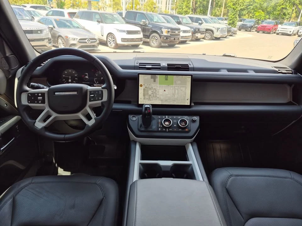 2025 Land Rover Defender L663 - Image 13 of 17