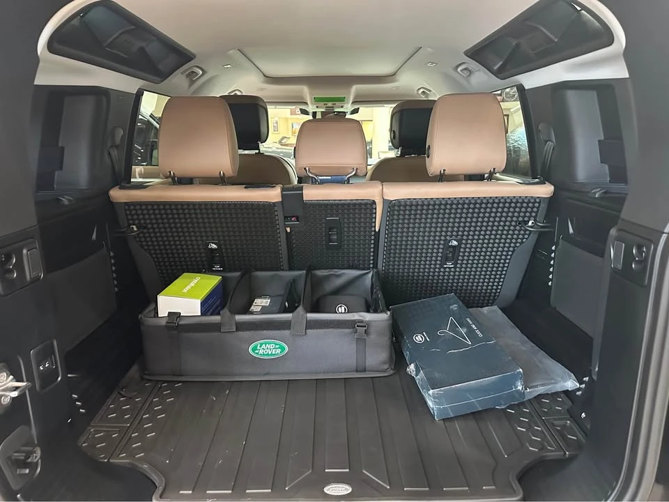 2025 Land Rover Defender L663 - Image 10 of 15