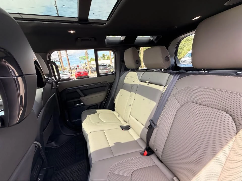 2025 Land Rover Defender L663 - Image 12 of 15