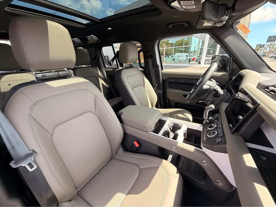 2025 Land Rover Defender L663 - Image 11 of 15