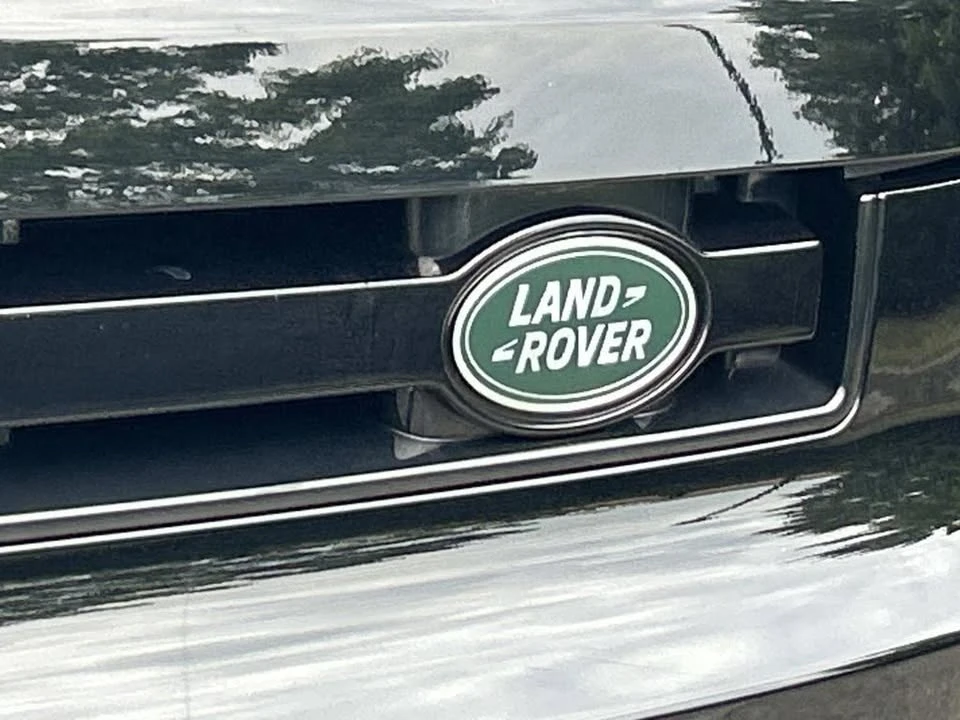 2025 Land Rover Defender L663 - Image 11 of 20