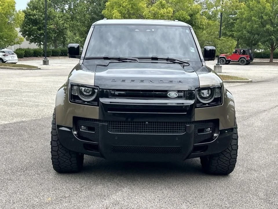 2025 Land Rover Defender L663 - Image 2 of 20