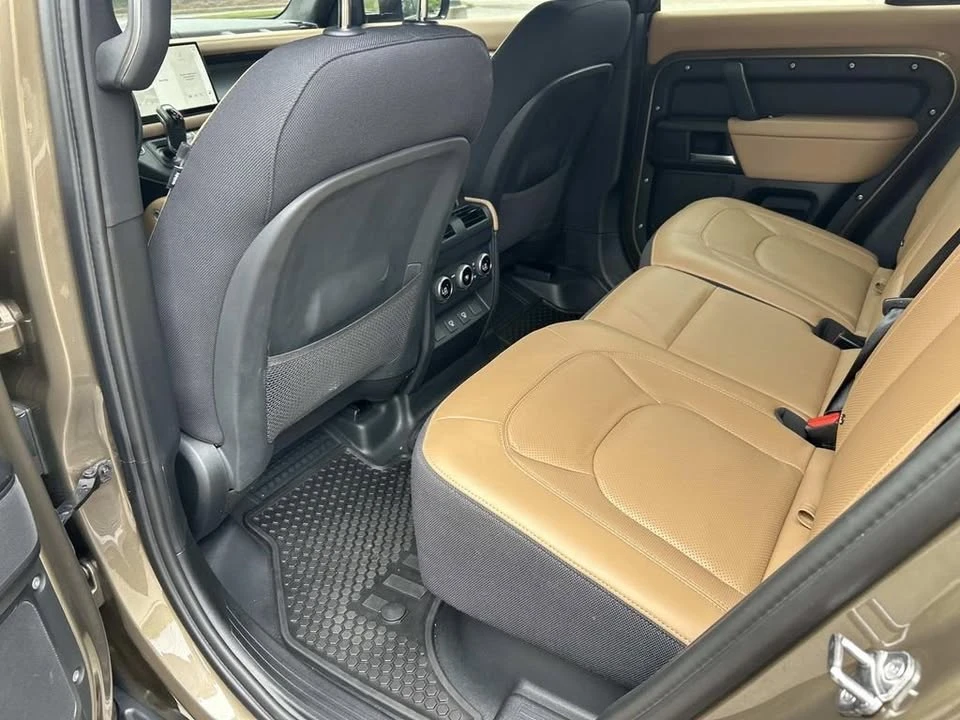 2025 Land Rover Defender L663 - Image 19 of 20