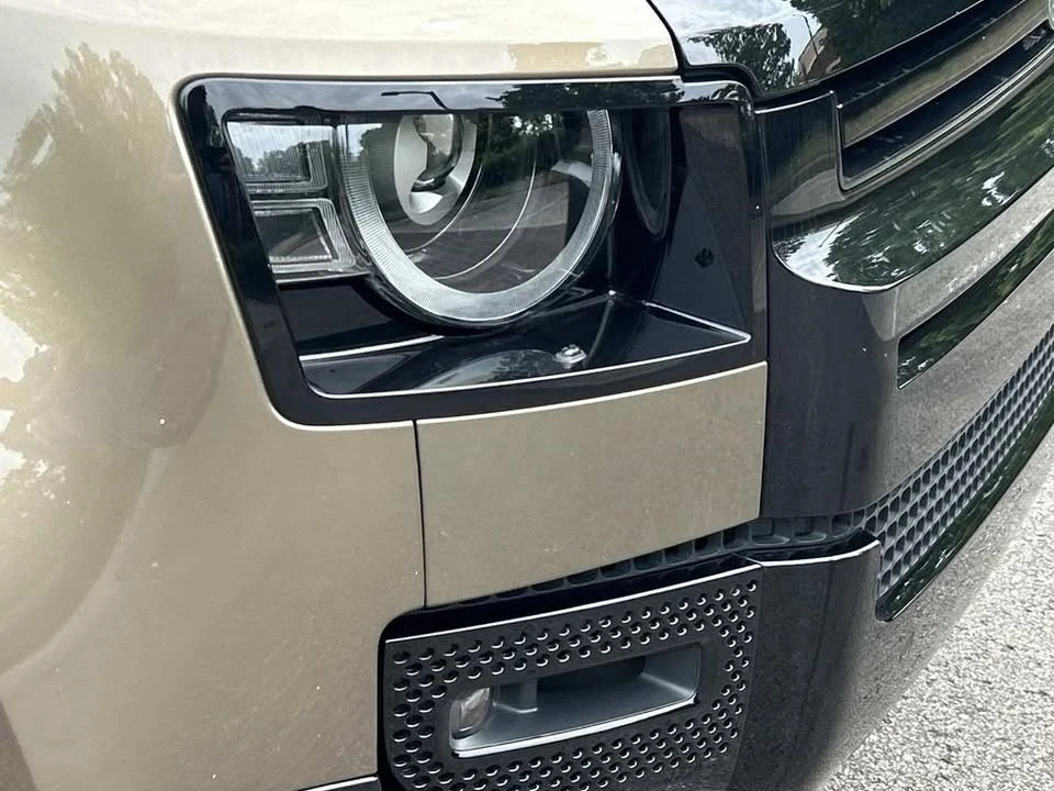 2025 Land Rover Defender L663 - Image 10 of 20
