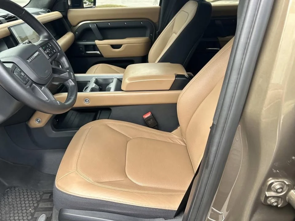 2025 Land Rover Defender L663 - Image 15 of 20