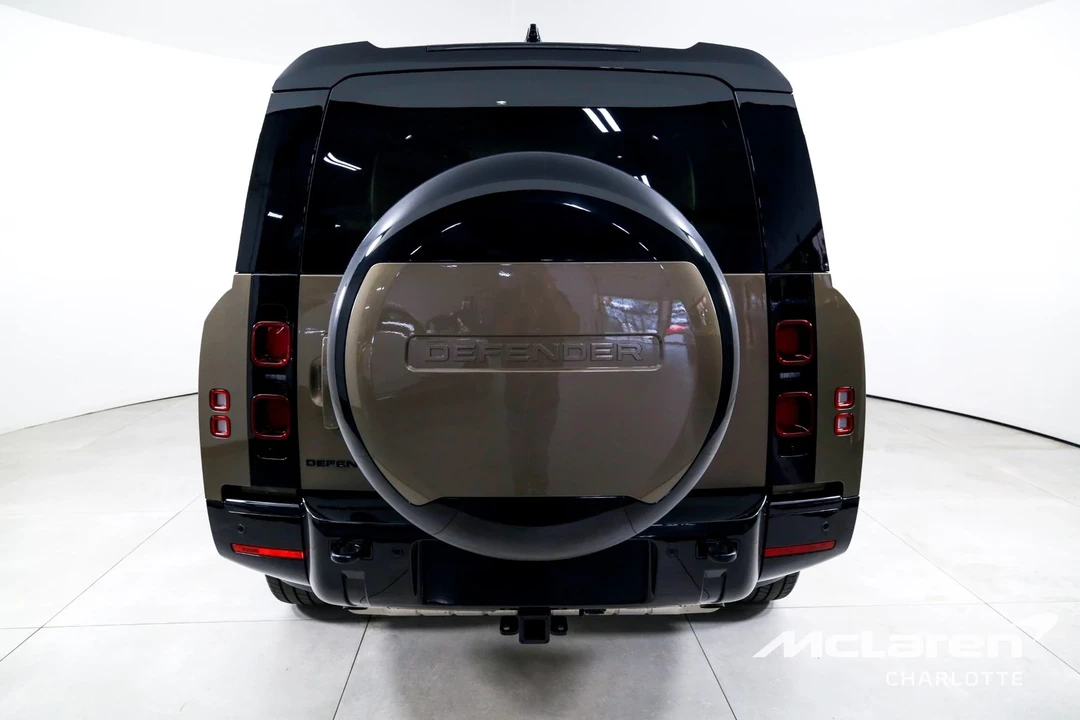 2025 Land Rover Defender L663 - Image 7 of 12