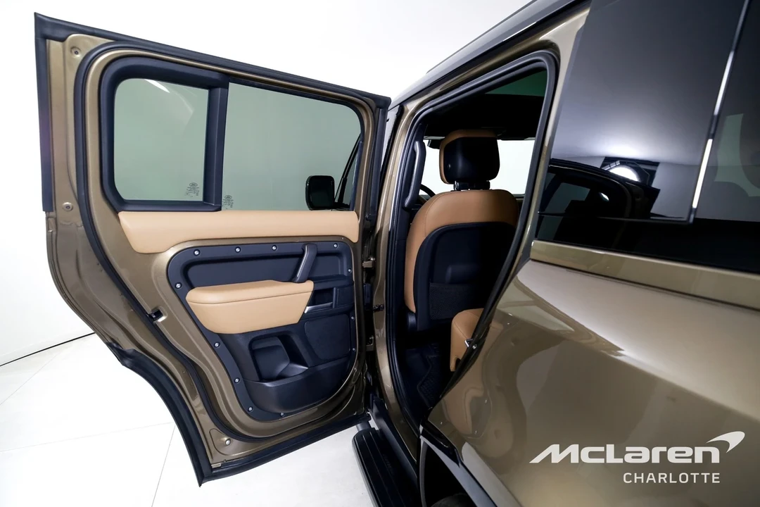 2025 Land Rover Defender L663 - Image 17 of 21