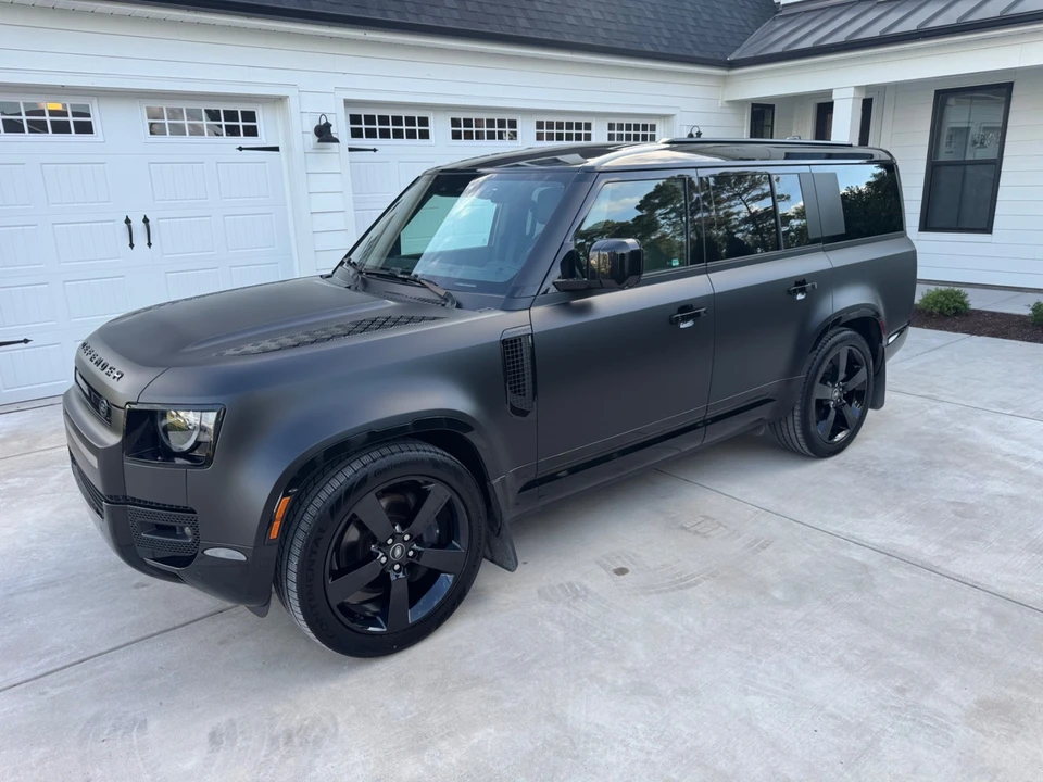 2025 Land Rover Defender L663 - Image 7 of 20