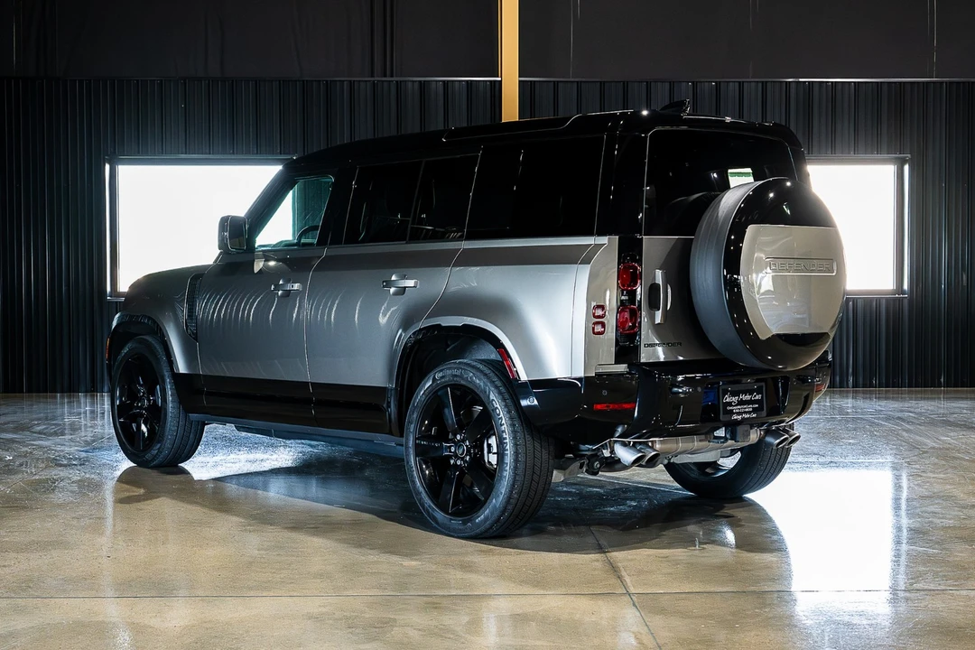 2025 Land Rover Defender L663 - Image 10 of 31
