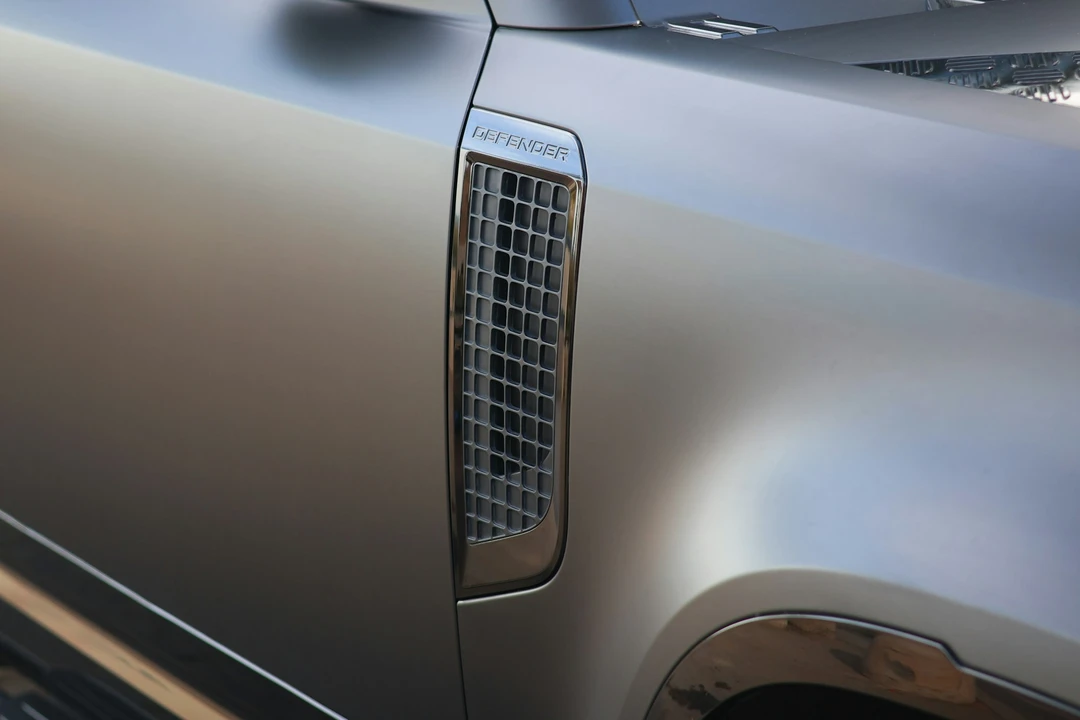 2025 Land Rover Defender L663 - Image 16 of 21