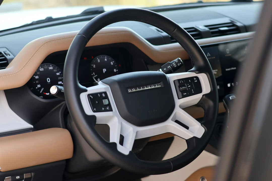 2025 Land Rover Defender L663 - Image 4 of 21