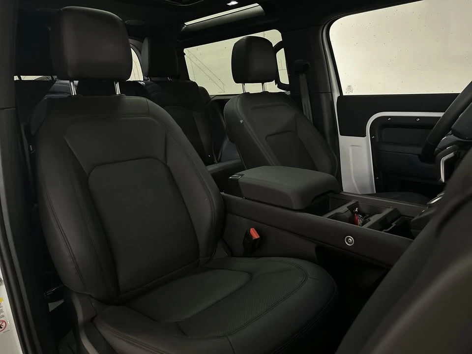 2025 Land Rover Defender L663 - Image 20 of 20