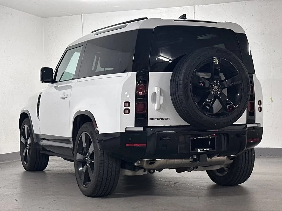 2025 Land Rover Defender L663 - Image 5 of 20