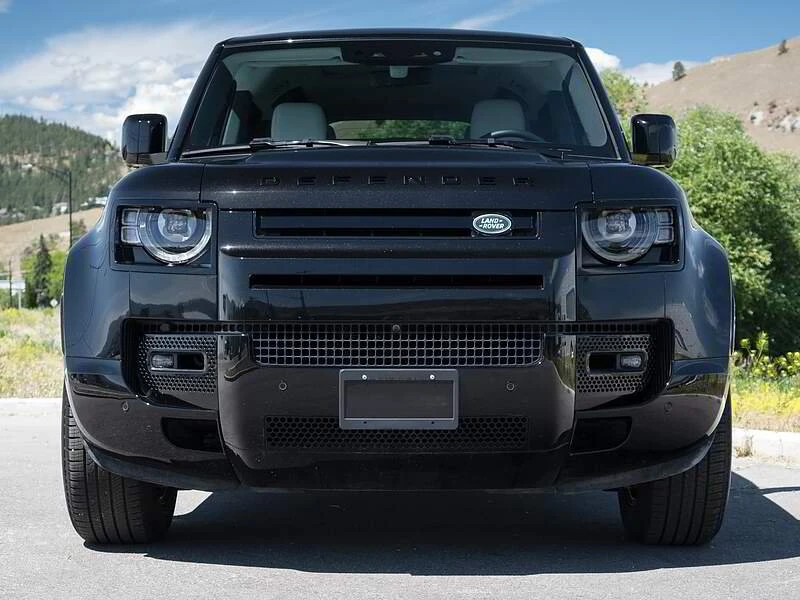 2025 Land Rover Defender L663 - Image 7 of 17
