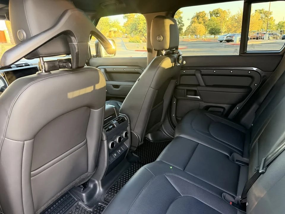 2025 Land Rover Defender L663 - Image 9 of 13