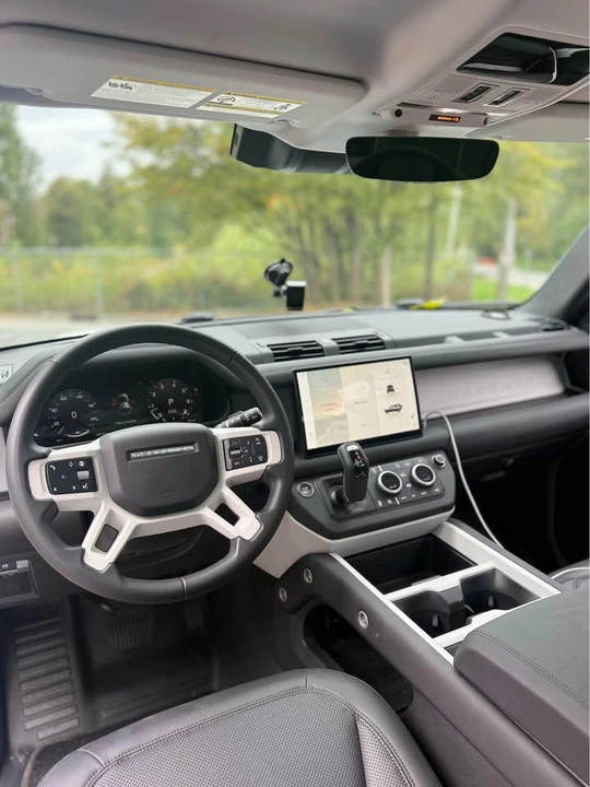2025 Land Rover Defender L663 - Image 5 of 5