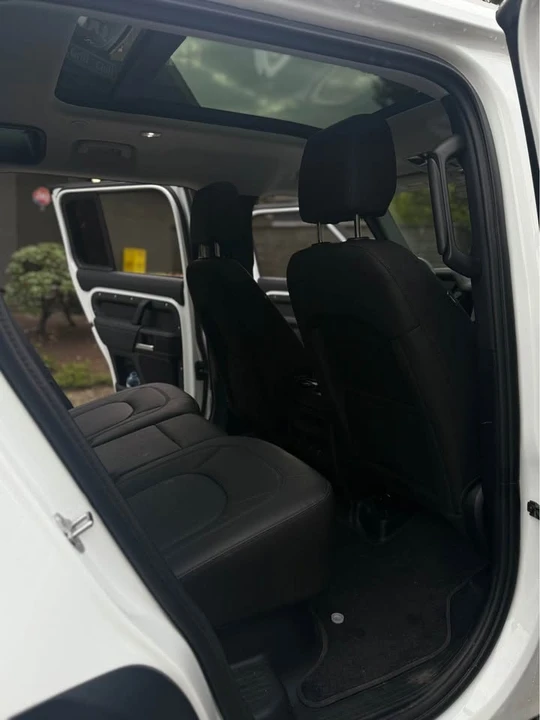 2025 Land Rover Defender L663 - Image 5 of 5