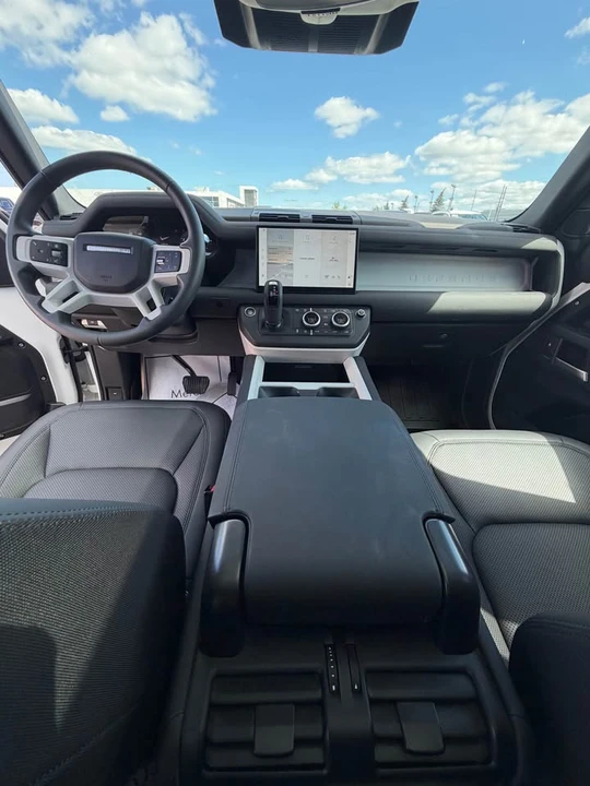 2025 Land Rover Defender L663 - Image 11 of 16
