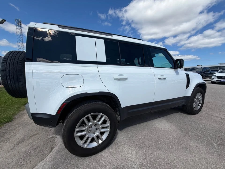 2025 Land Rover Defender L663 - Image 3 of 16