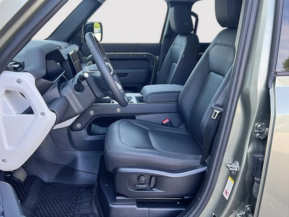 2025 Land Rover Defender L663 - Image 9 of 10