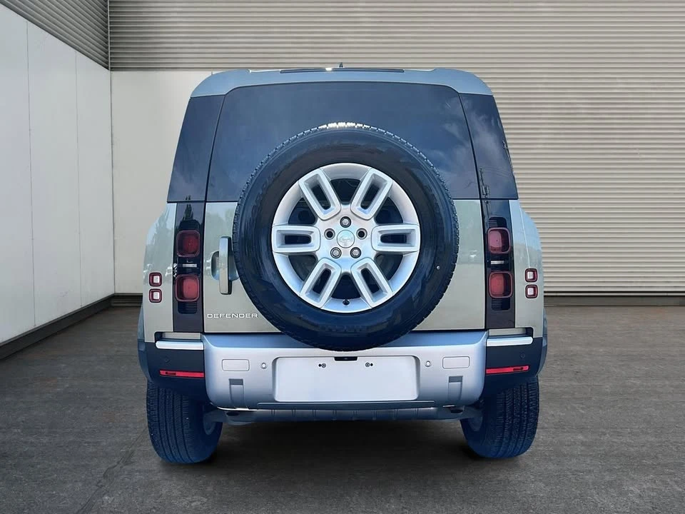 2025 Land Rover Defender L663 - Image 3 of 10