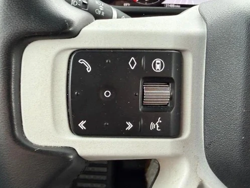 2025 Land Rover Defender L663 - Image 8 of 12