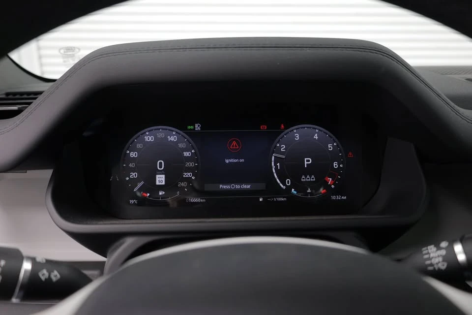 2025 Land Rover Defender L663 - Image 20 of 20