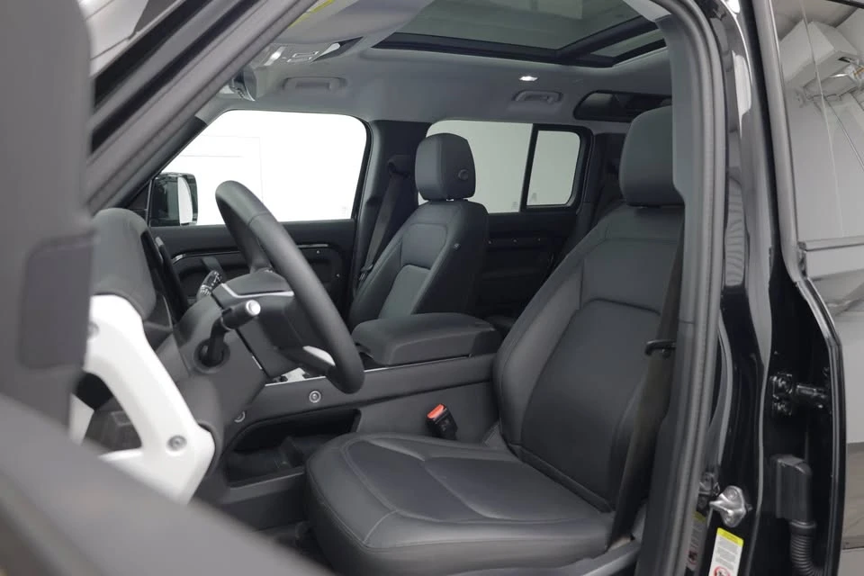 2025 Land Rover Defender L663 - Image 8 of 20
