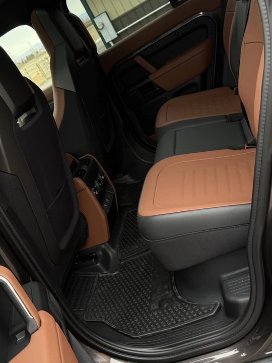 2025 Land Rover Defender L663 - Image 8 of 9