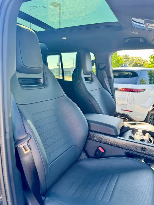 2025 Land Rover Defender Octa - Image 20 of 20